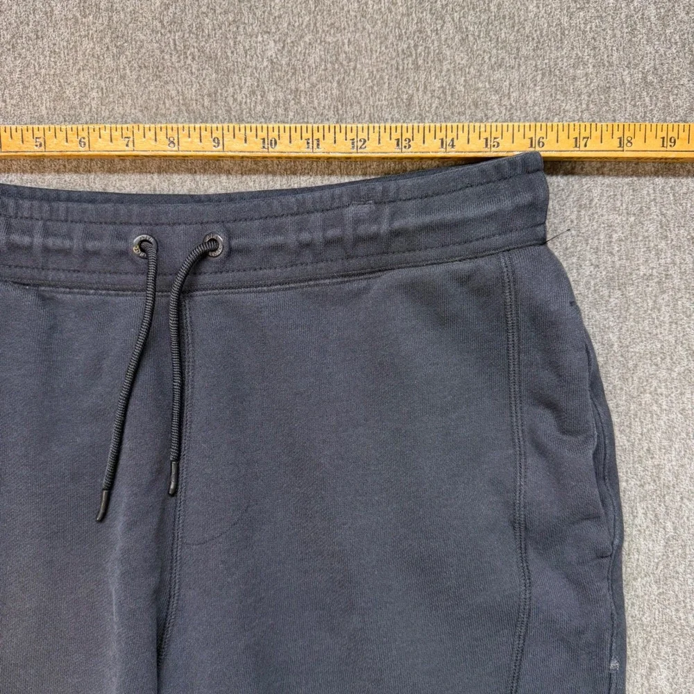 Jordan Flight Fleece Shorts Mens Large Black Sweat Shorts 884278-013